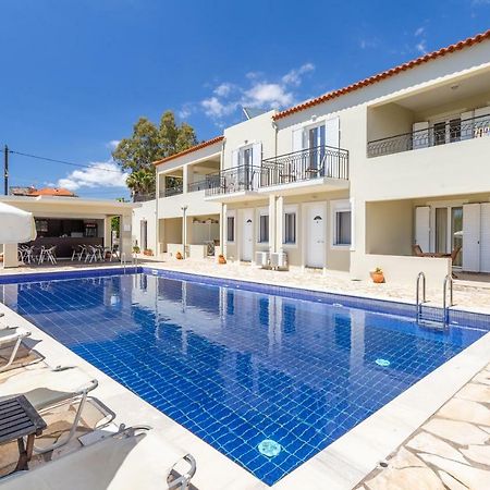 Hotel Aphrodite Stoupa Bagian luar foto