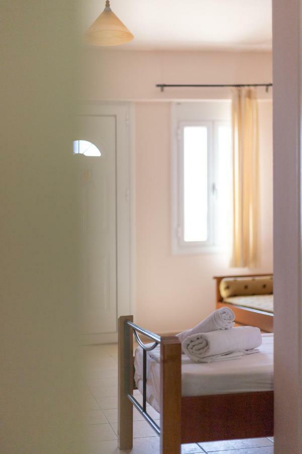 Hotel Aphrodite Stoupa Bagian luar foto