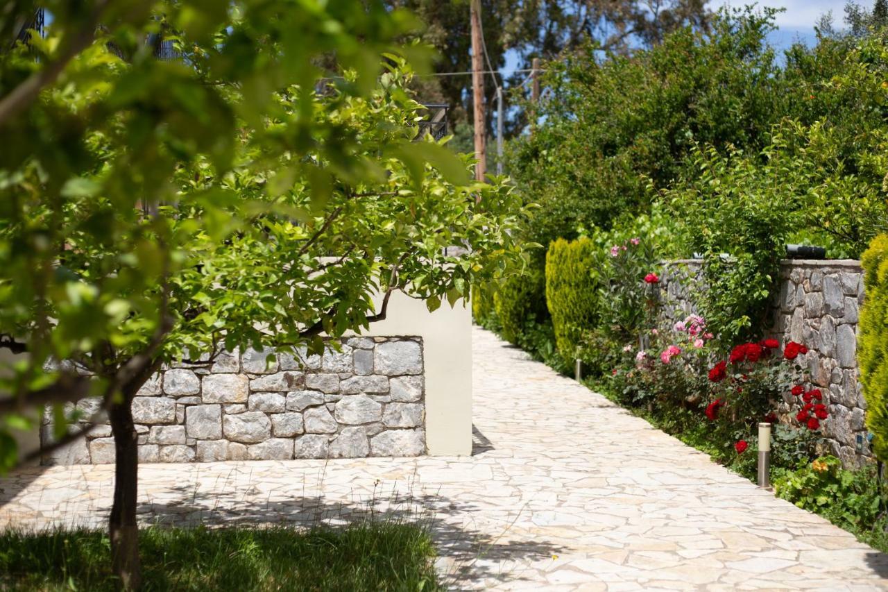 Hotel Aphrodite Stoupa Bagian luar foto