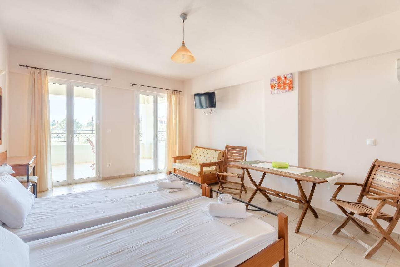 Hotel Aphrodite Stoupa Bagian luar foto