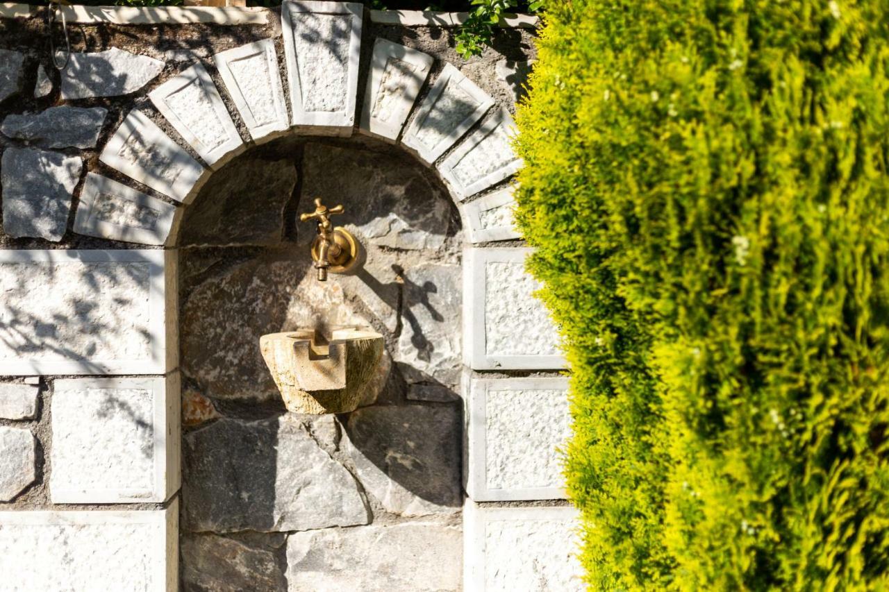Hotel Aphrodite Stoupa Bagian luar foto